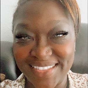 Meet your Posher, Badia